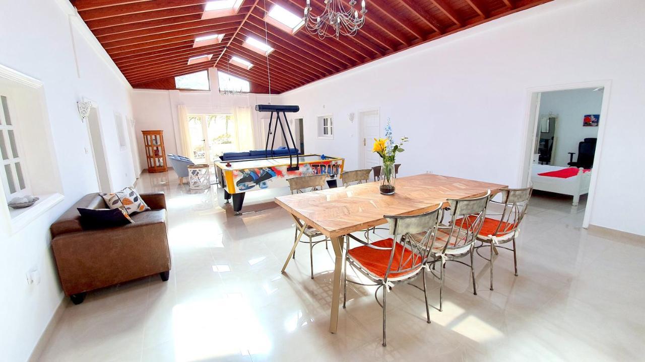 Stunning Sea View Villa With 6 Bedrooms & Heated Pool - Villa Renaissance Playa Blanca  Exteriér fotografie