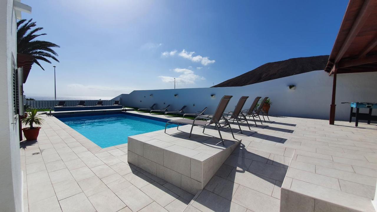 Stunning Sea View Villa With 6 Bedrooms & Heated Pool - Villa Renaissance Playa Blanca  Exteriér fotografie
