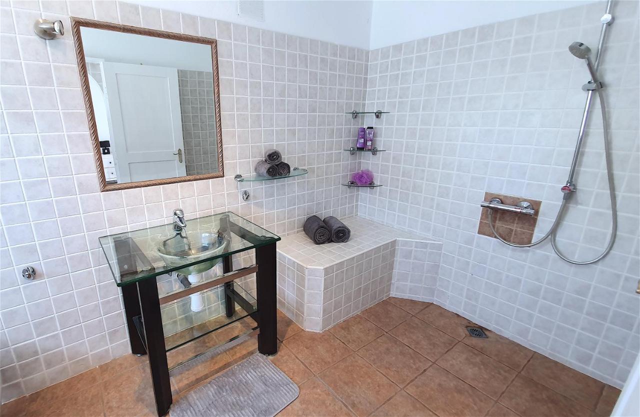 Stunning Sea View Villa With 6 Bedrooms & Heated Pool - Villa Renaissance Playa Blanca  Exteriér fotografie