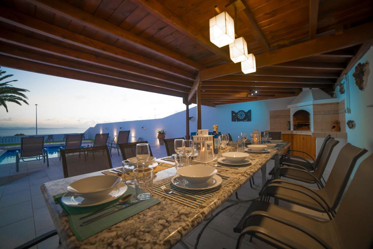 Stunning Sea View Villa With 6 Bedrooms & Heated Pool - Villa Renaissance Playa Blanca  Exteriér fotografie